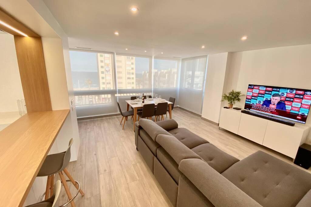 Central Modern Apartment 3 Bed 2 Bath El Campello Dış mekan fotoğraf